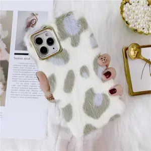 Nimora Leopard Luxe – Funda de invierno aterciopelada para iPhone 🐆📱