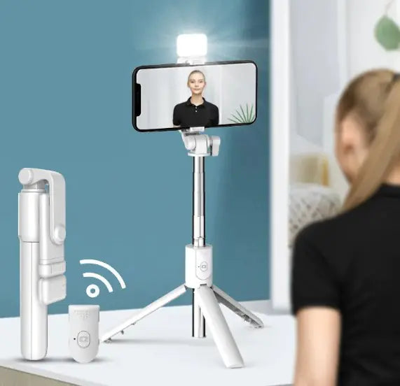 Nimora GlowStick – Selfie Stick con luz 3 en 1 para creadores 🚀
